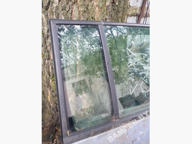 форточка задняя правая Renault Espace 4 поколение 2004 - фото №1