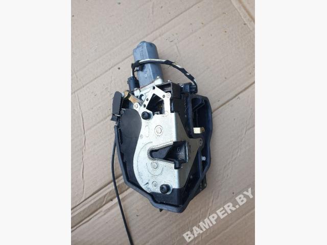 замок двери передней правой BMW 7 серия E65/E66/E67 2004 - фото №1