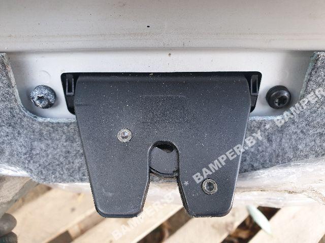 замок багажника BMW 3 серия E90/E91/E92/E93 2007, седан - фото №1