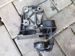 кронштейн компрессора кондиционера BMW X5 E53 [рестайлинг] 2005, 3.0 л., дизель