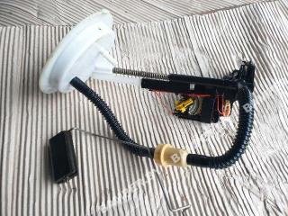 датчик уровня топлива BMW 5 серия E60/E61 2007, 2.0 л., дизель