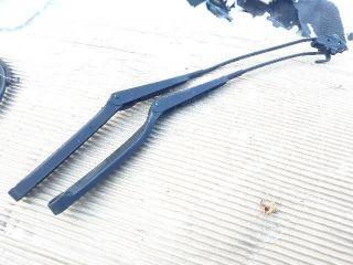 щеткодержатель (поводок стеклоочистителя, дворник) BMW 3 серия E36 [рестайлинг] 1997