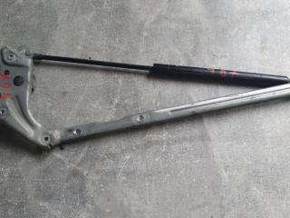 петля капота левая Mercedes-Benz E-Класс W210/S210 1997, 2.9 л., TD, дизель, АКПП, серебро, седан, задний привод