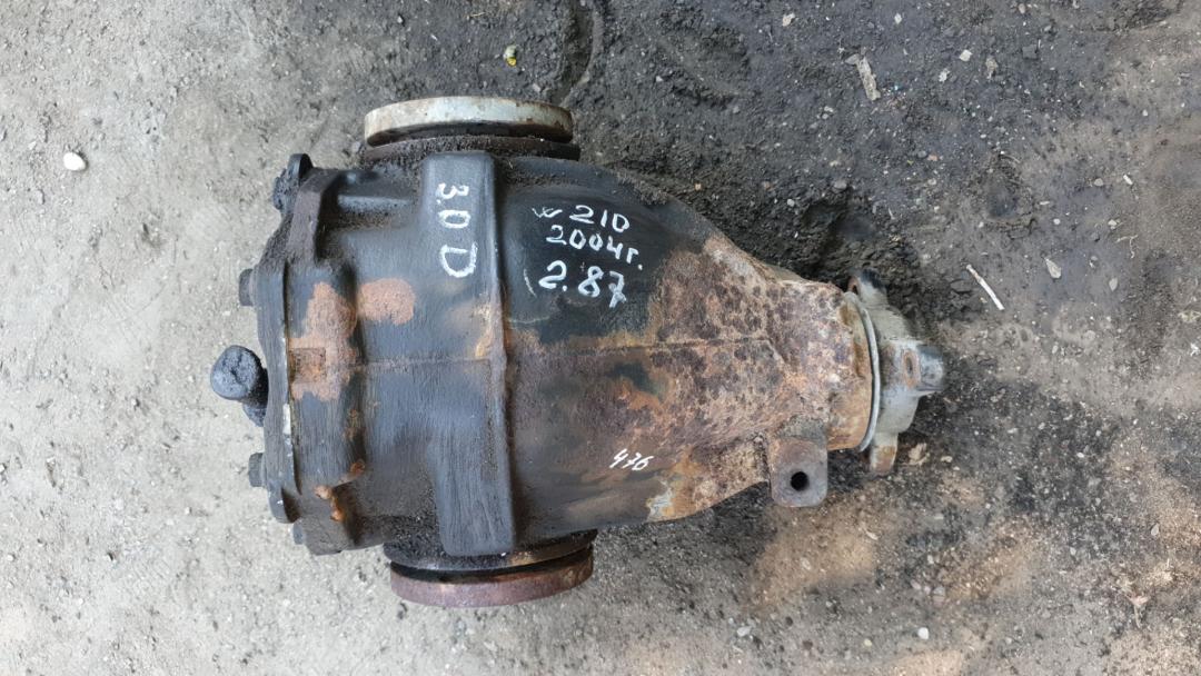 редуктор заднего моста Mercedes-Benz E-Класс W210/S210 1998, 3.0 л., дизель - фото №1