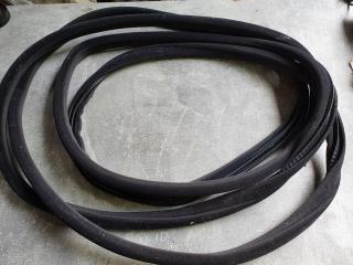 уплотнитель двери BMW 7 серия E65/E66/E67 [рестайлинг] 2008, 3.0 л., D, дизель, АКПП, серый, седан, правый руль