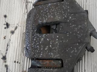 суппорт передний правый BMW 7 серия E65/E66/E67 [рестайлинг] 2008, 3.0 л., D, дизель, АКПП, серый, седан, правый руль