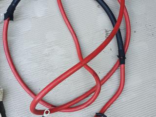 плюсовой провод аккумулятора Mercedes-Benz S-Класс W220 [рестайлинг] 2003, 3.2 л., D, дизель, АКПП, серебро, седан, правый руль