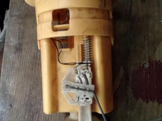 насос топливный Peugeot 406 1 поколение [рестайлинг] 2001, 2.0 л., HDi