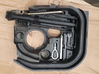 ящик под инструменты BMW 3 серия E36 [рестайлинг] 2000, 1.9 л., i, M43 B19 (194E1), бензин, МКПП, синий, хетчбэк 3 дв.