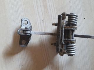 ограничитель открывания двери Peugeot 406 1 поколение [рестайлинг] 2002, 2.0 л., HDi, дизель, МКПП, серебро, седан, передний привод