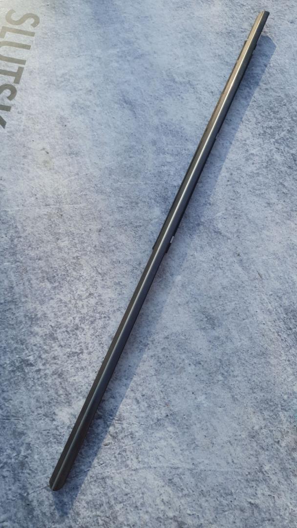 молдинг стекла двери задней левой Mercedes-Benz E-Класс W210/S210 1997, седан - фото №1