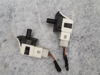 выключатель концевой (концевик) Mercedes-Benz E-Класс W211/S211 W211 2004, 2.7 л., CDi, OM 647.961, дизель, АКПП, серебро, седан, задний привод, правый руль