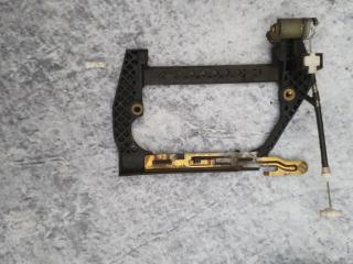 скелет ручки двери задней правой BMW 7 серия E38 [рестайлинг] 2000, 2.8 л., i, M52 B28 TU, бензин, АКПП, зелёный, седан, задний привод, правый руль