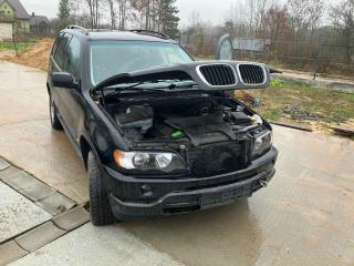 BMW X5 E53