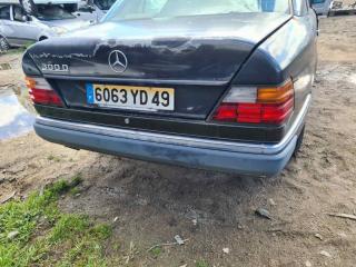 Mercedes-Benz W124 1 поколение [рестайлинг]