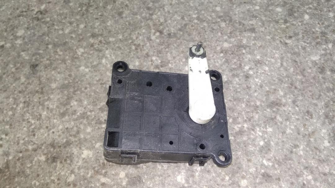 моторчик заслонки печки Hyundai Tucson 1 поколение 2007 - фото №1