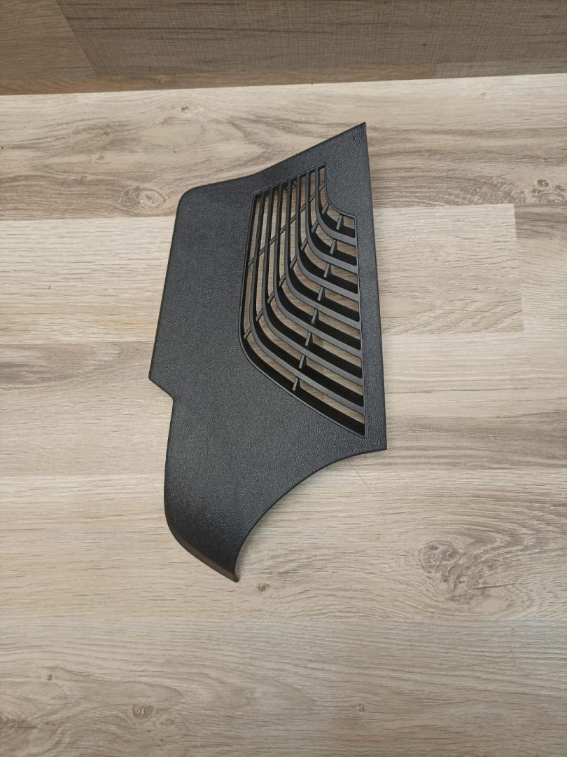 пластик BMW X3 G01 2018, 3.0 л., B58 B30 A, бензин, АКПП, a300, внедорожник 5 дв., полный привод, 51477425825, 7425825 - фото №1