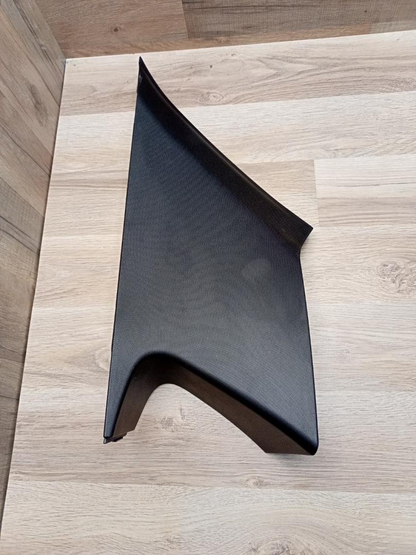 пластик BMW X3 G01 2018, 3.0 л., B58 B30 A, бензин, АКПП, a300, внедорожник 5 дв., полный привод, 51437396411, 7396411 - фото №1