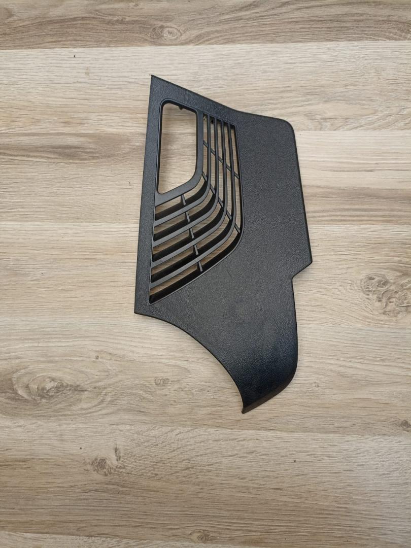 пластик BMW X3 G01 2018, 2.0 л., B46 B20 B, бензин, АКПП, внедорожник 5 дв., 51477425826, 7425826 - фото №1