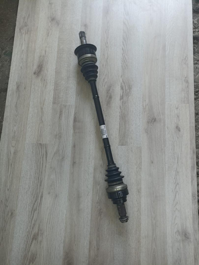 полуось задняя (приводной вал, ШРУС) BMW 4 серия F32/F33 F36 2016, 2.0 л., B48 B20 A, бензин, АКПП, mineral gray, лифтбэк, правый руль, 33207628252, 7628252 - фото №1