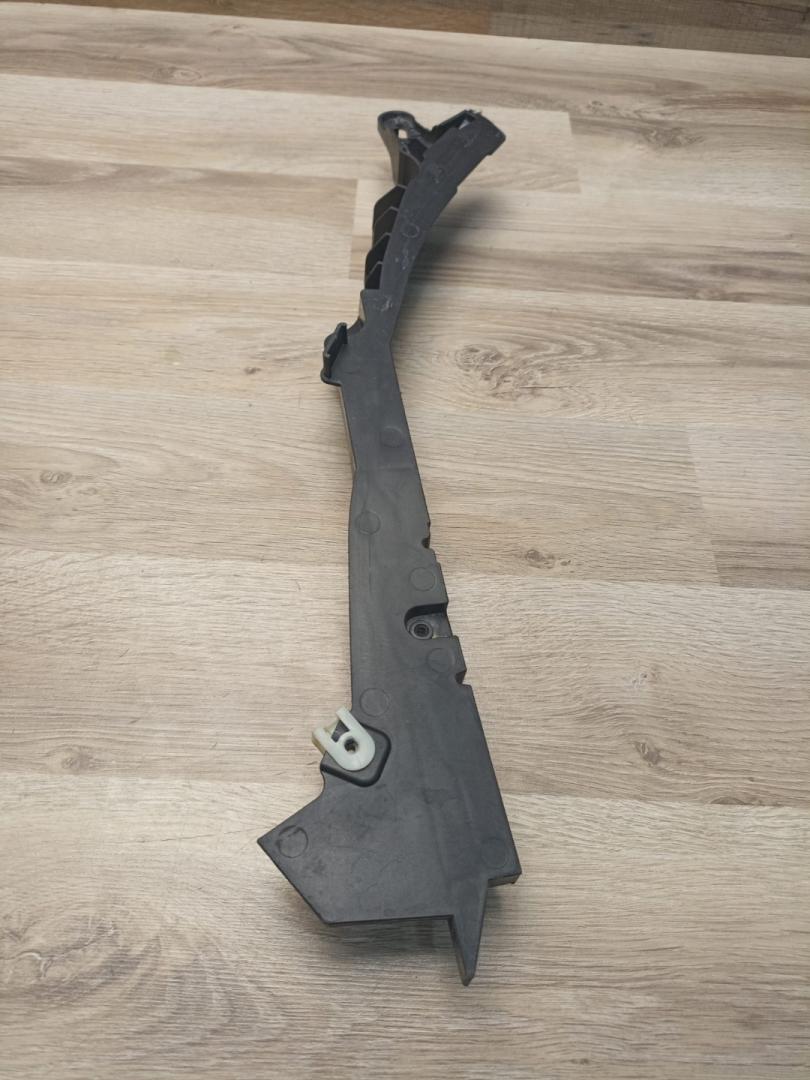 планка под капот BMW X3 G01 2018, 3.0 л., B58 B30 A, бензин, АКПП, внедорожник 5 дв., полный привод, 61139396998, 9396998 - фото №1