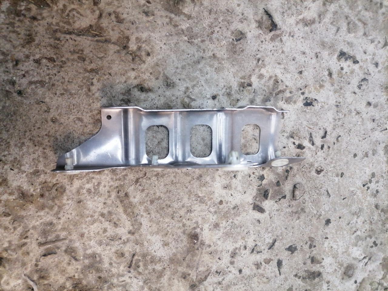 кронштейн (крепление) BMW X5 G05 2021, 3.0 л., B58B30C, бензин, АКПП, sophisto-grau brillant metallic, внедорожник 5 дв., полный привод, 7428399, 51757428399 - фото №1