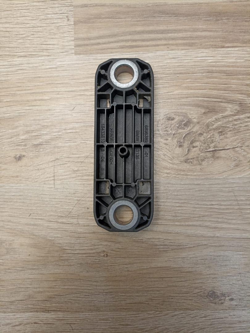 крепление стабилизатора / втулки стабилизатора BMW X5 G05 2021, 3.0 л., B58B30C, бензин, АКПП, sophisto-grau brillant metallic, внедорожник 5 дв., полный привод, 31356896389, 6896389 - фото №1