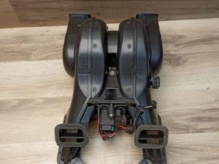 моторчик печки BMW X7 G07 [рестайлинг] G07 2023, 3.0 л., B58B30P, бензин, АКПП, a96, внедорожник 5 дв., полный привод, 64119315950, 9315950