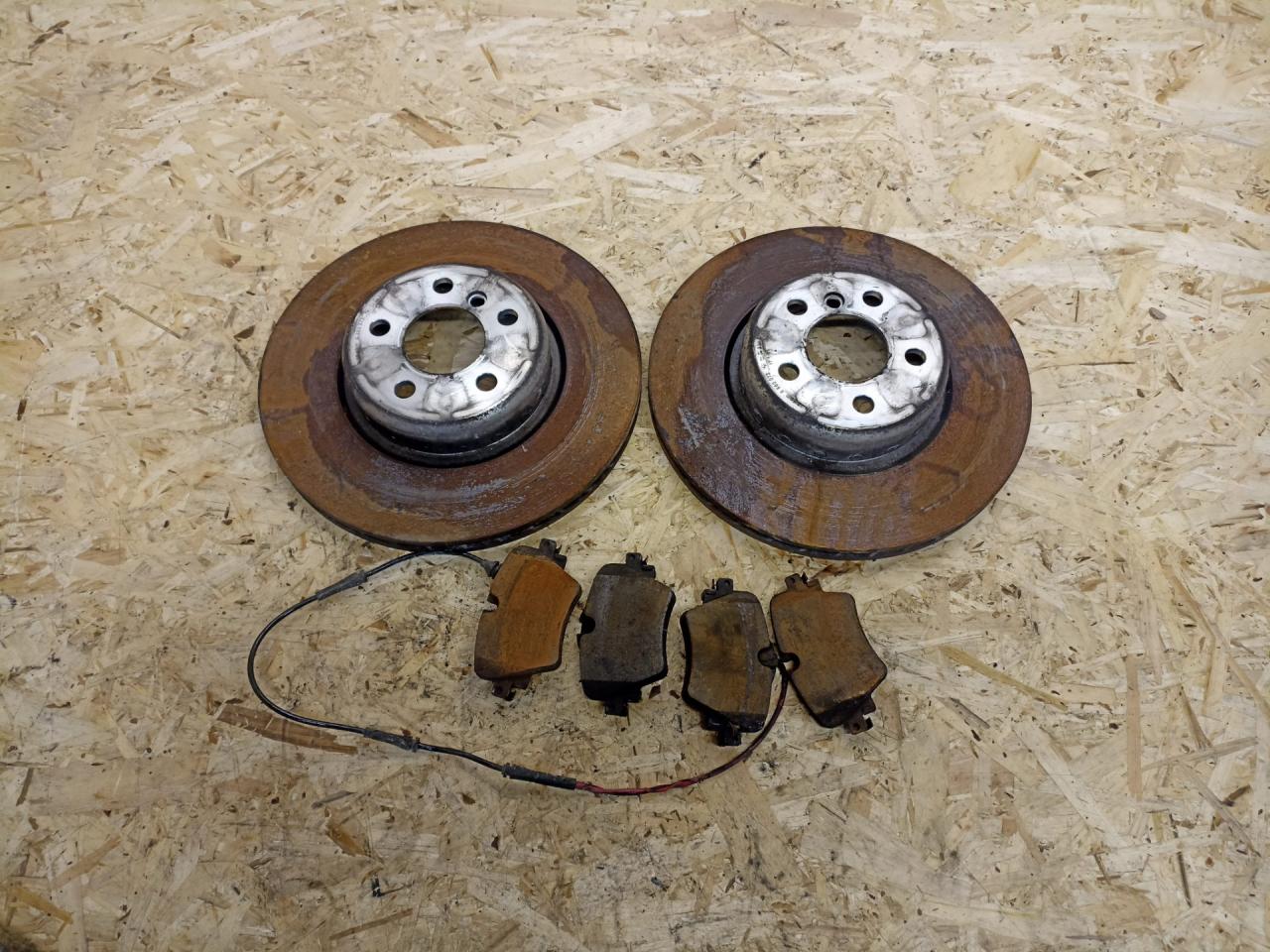 диск тормозной передний BMW 3 серия G20 2022, 2.0 л., B46 B20 B, бензин, АКПП, mineral-weiss metallic, седан, задний привод, 34106880072, 6880072 - фото №1