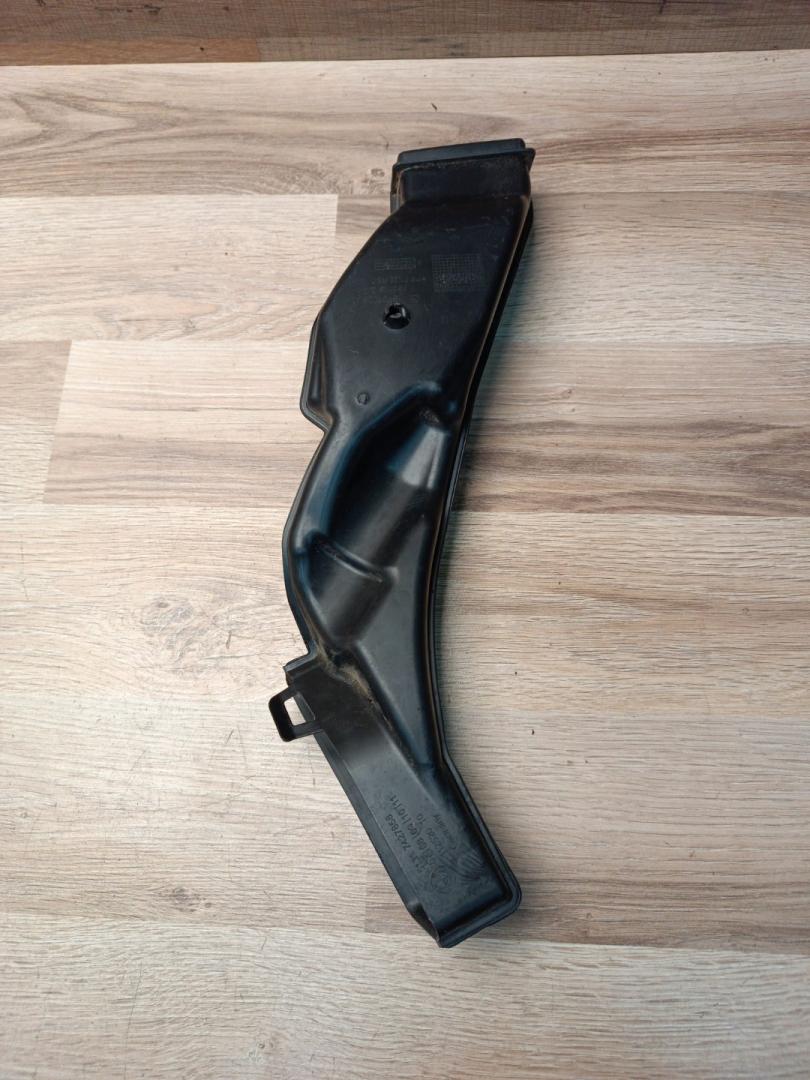 водосток капота BMW 4 серия G22/G23 G22 2021, 3.0 л., B58B30B, бензин, АКПП, a96, купе, полный привод, 51317427858, 7427858 - фото №1