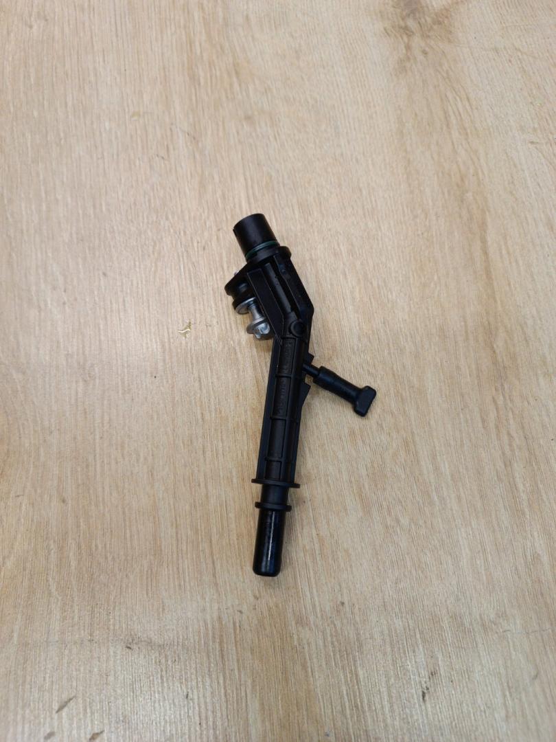 клапан вентиляции картера BMW 2 серия F44 2023, 2.0 л., B48 A20 A, бензин, АКПП, 475, седан, передний привод, правый руль, 7620923, 11667620923 - фото №1