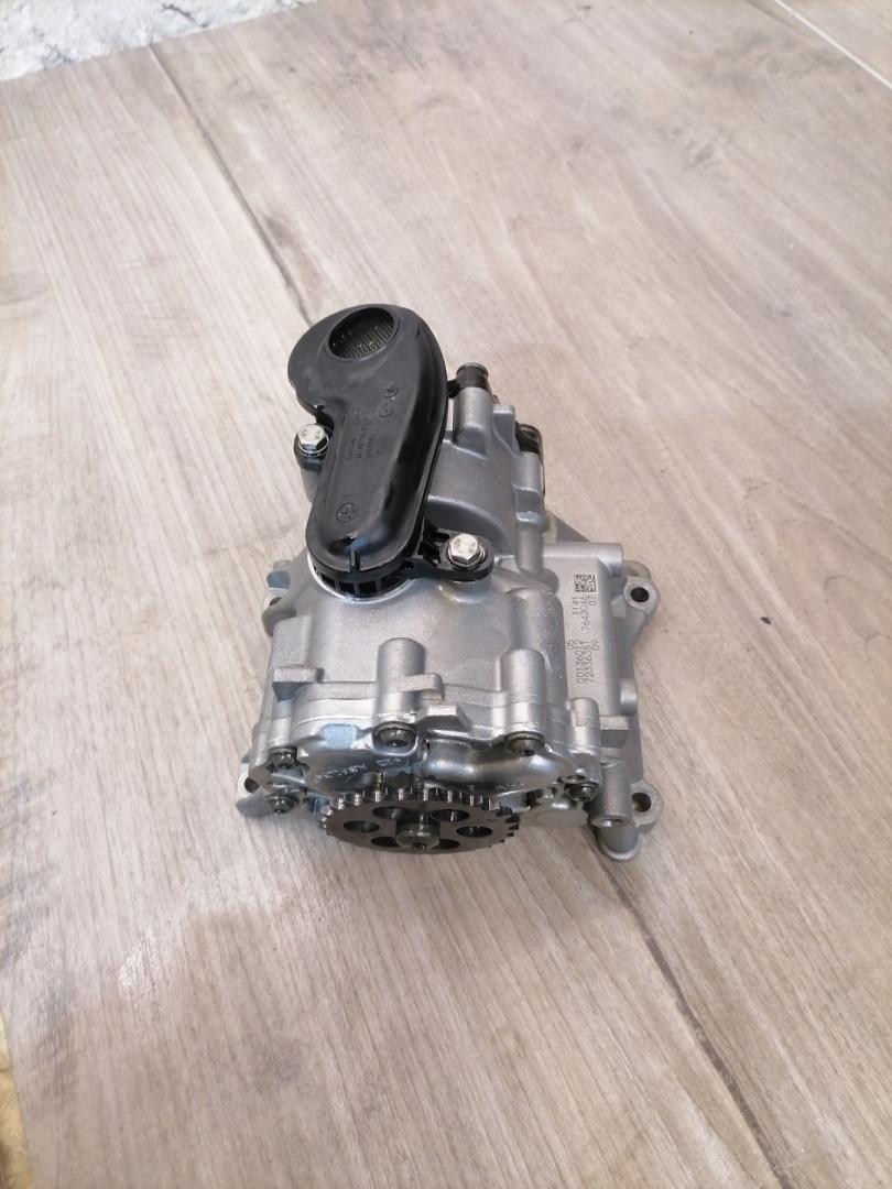 насос масляный BMW X3 G01 2018, 3.0 л., B58 B30 A, бензин, АКПП, внедорожник 5 дв., полный привод, 11417643046, 7643046 - фото №1