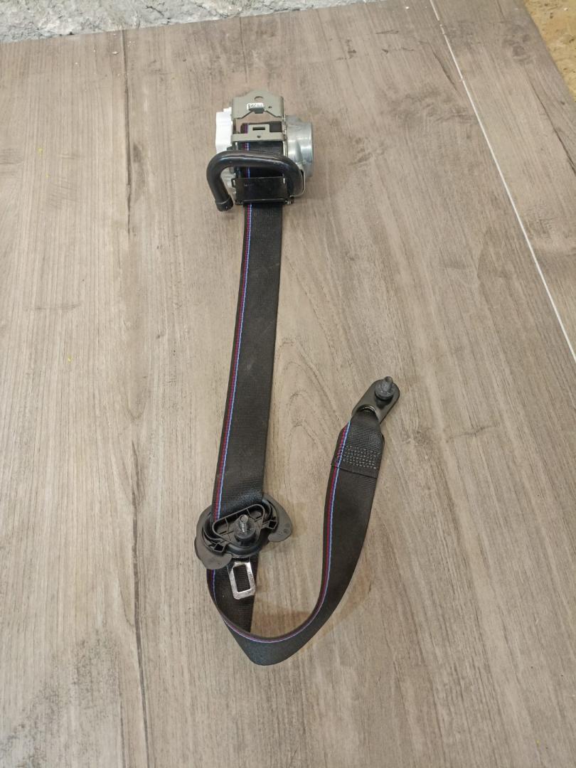 ремень безопасности BMW X5 G05 2022, 3.0 л., B58B30C, бензин, АКПП, c27(arktis-grau brillanteffekt), внедорожник 5 дв., полный привод, правый руль, 72118092036, 8092036 - фото №1