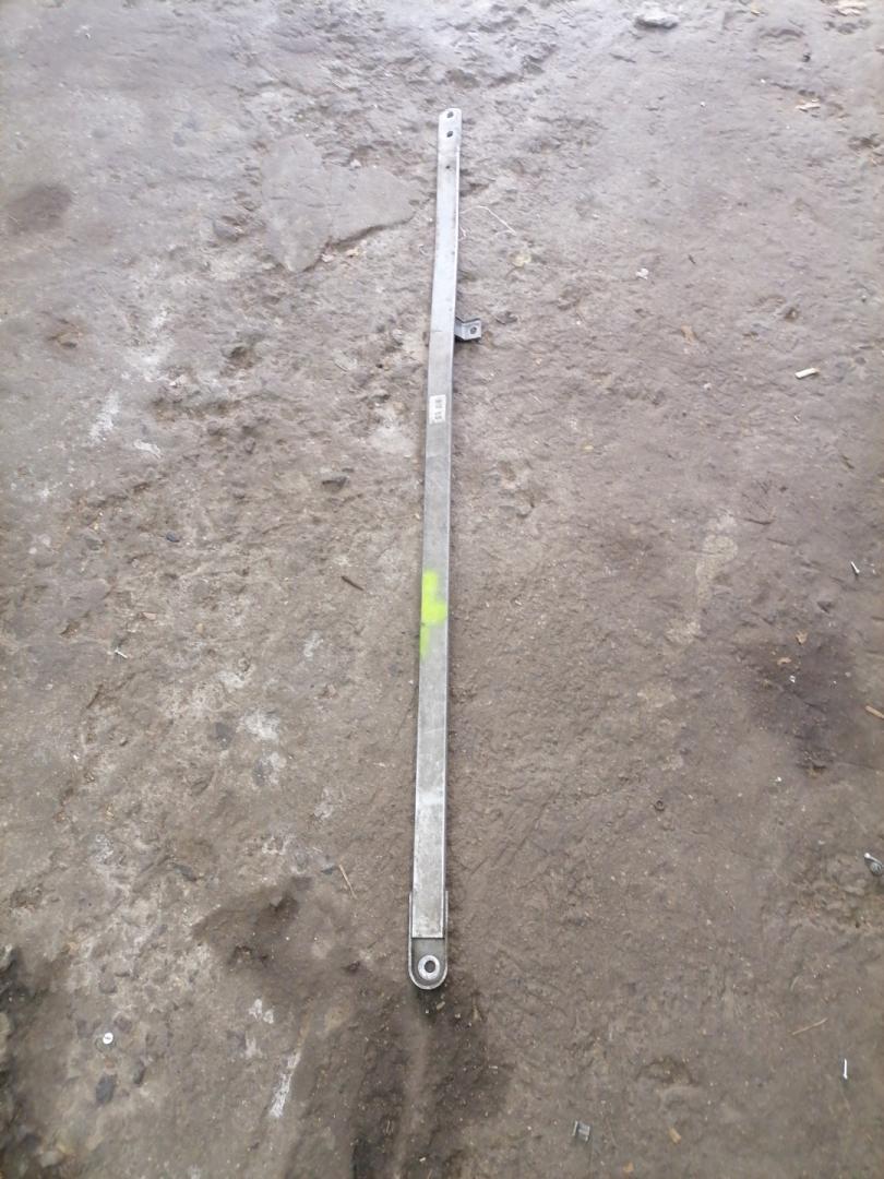 распорка кузова BMW X5 G05 2022, 3.0 л., B58B30C, бензин, АКПП, c27(arktis-grau brillanteffekt), внедорожник 5 дв., полный привод, правый руль, 51617464173, 7464173 - фото №1