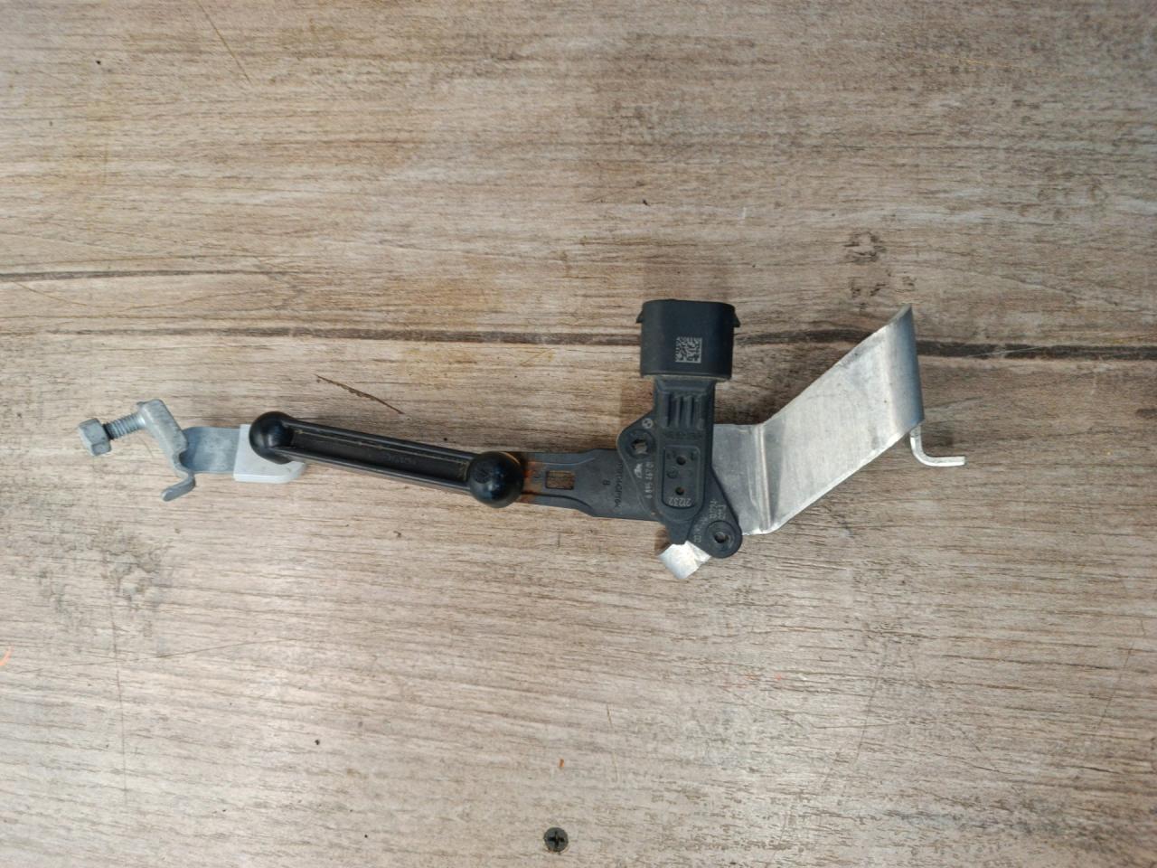 датчик дорожного просвета BMW X5 G05 2022, 3.0 л., B58B30C, бензин, АКПП, c27, внедорожник 5 дв., полный привод, 6895467, 37146895467 - фото №1