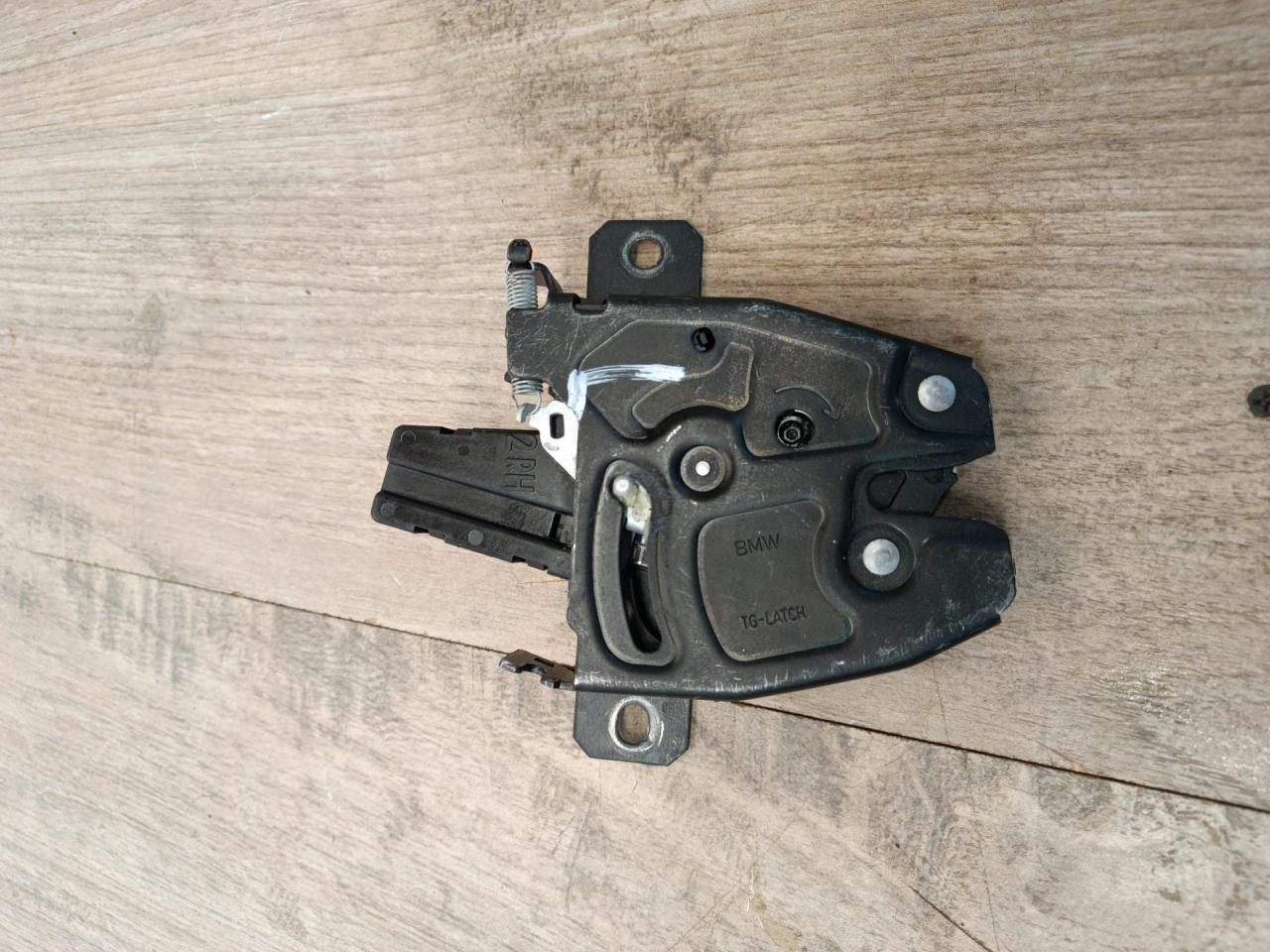 замок багажника BMW X5 G05 2022, 3.0 л., B58B30C, бензин, АКПП, c27, внедорожник 5 дв., полный привод, 51247475462, 7475462 - фото №1