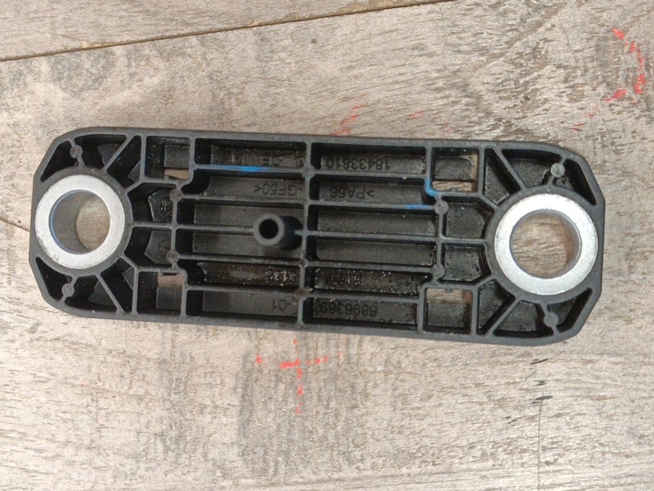 крепление стабилизатора / втулки стабилизатора BMW X5 G05 2022, 3.0 л., B58B30C, бензин, АКПП, c27, внедорожник 5 дв., полный привод, 31356896389, 6896389 - фото №1