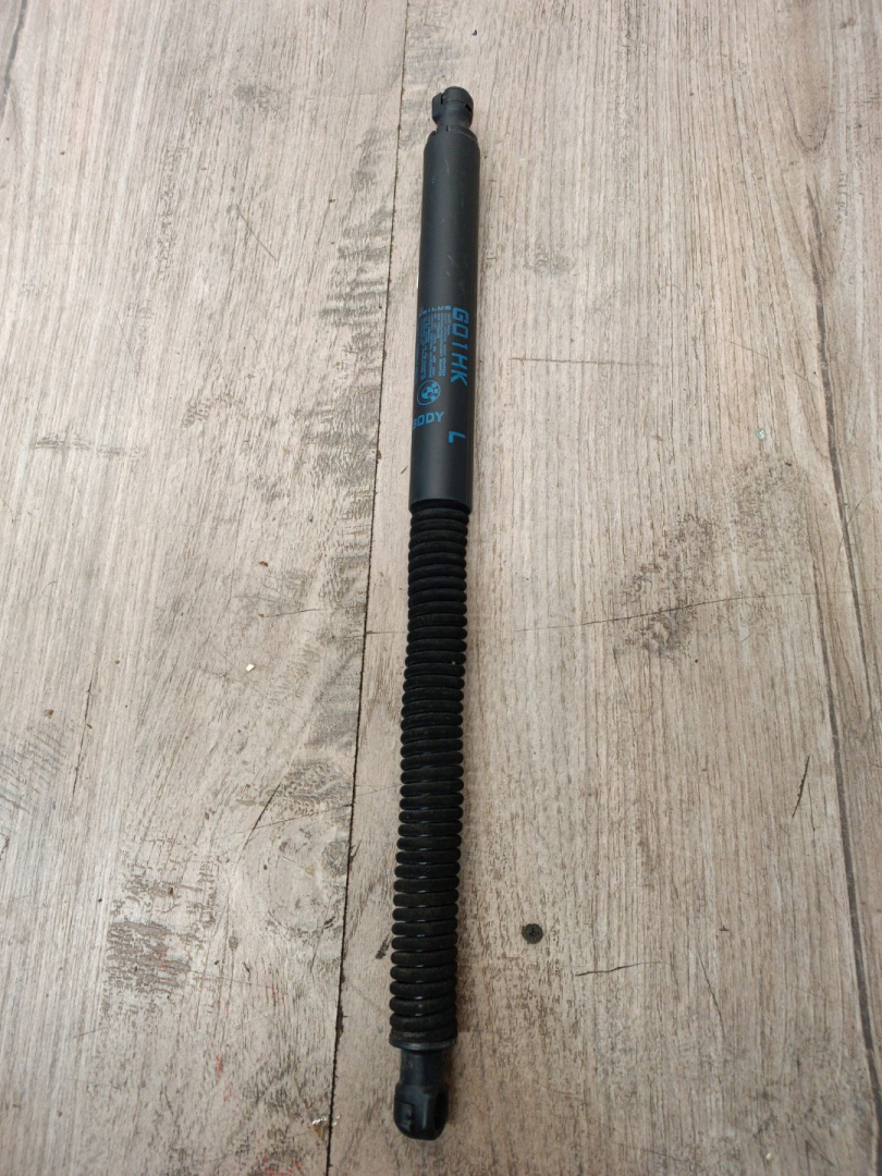 амортизатор крышки багажника (3-5 двери) BMW X3 G01 2019, 2.0 л., B46 B20 B, бензин, АКПП, black-sapphire metallic(475), внедорожник 5 дв., полный привод, 51247397319, 7397319 - фото №1