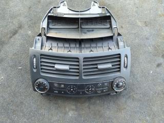 дефлектор обдува салона Mercedes-Benz E-Класс W211/S211 2005, 2.1 л., CDi, OM 646.961, дизель, АКПП, серебро, седан, задний привод, правый руль