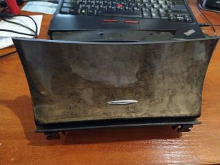 пепельница Mercedes-Benz E-Класс W211/S211 2005, 2.1 л., CDi, OM 646.961, дизель, АКПП, серебро, седан, задний привод, правый руль