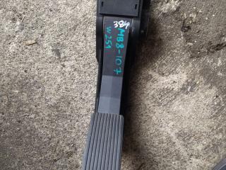 педаль Mercedes-Benz R-Класс W251 2005, A1643000004