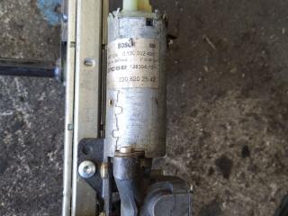 моторчик регулировки сиденья Mercedes-Benz S-Класс W220 [рестайлинг] 2004, 3.7 л., M 112.972, бензин, седан, 2208202542