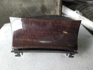 пепельница Mercedes-Benz E-Класс W211/S211 2005, 2.1 л., OM 646.821, дизель, седан, 2118101330