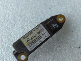 датчик удара Mercedes-Benz C-Класс W202/S202 [рестайлинг] 1999, 2.2 л., OM 611.960, дизель, седан, 0018200726