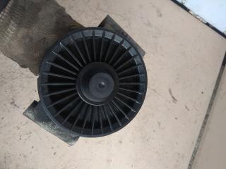 кронштейн компрессора кондиционера Mercedes-Benz Vito W639 2003, 2.2 л., OM 646.982, дизель, 6112341039