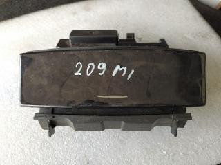 пепельница Mercedes-Benz CLK-Класс C209/A209 2003, 2.6 л., M 112.912, бензин, купе, 2096800550