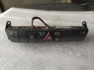 кнопка аварийной сигнализации Mercedes-Benz M-Класс W164 2006, 3.0 л., дизель, АКПП, черный, внедорожник 5 дв., правый руль, 1648703510