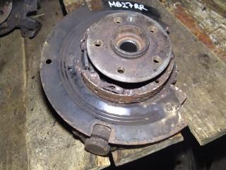 кулак задний правый Mercedes-Benz M-Класс W163 [рестайлинг] 2004, 4.0 л., дизель, АКПП, черный, внедорожник 5 дв.