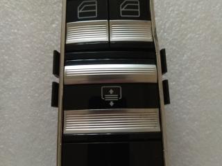 кнопка стеклоподъемника двери Mercedes-Benz S-Класс W221 [рестайлинг] 2013, 5.5 л., M 273.961, бензин, седан