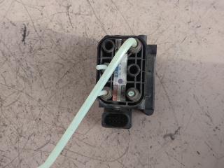 блок клапанов пневмоподвески Mercedes-Benz E-Класс W212/S212/C207/A207 2010, 6.2 л., M 156.985, бензин, седан, A2123200558